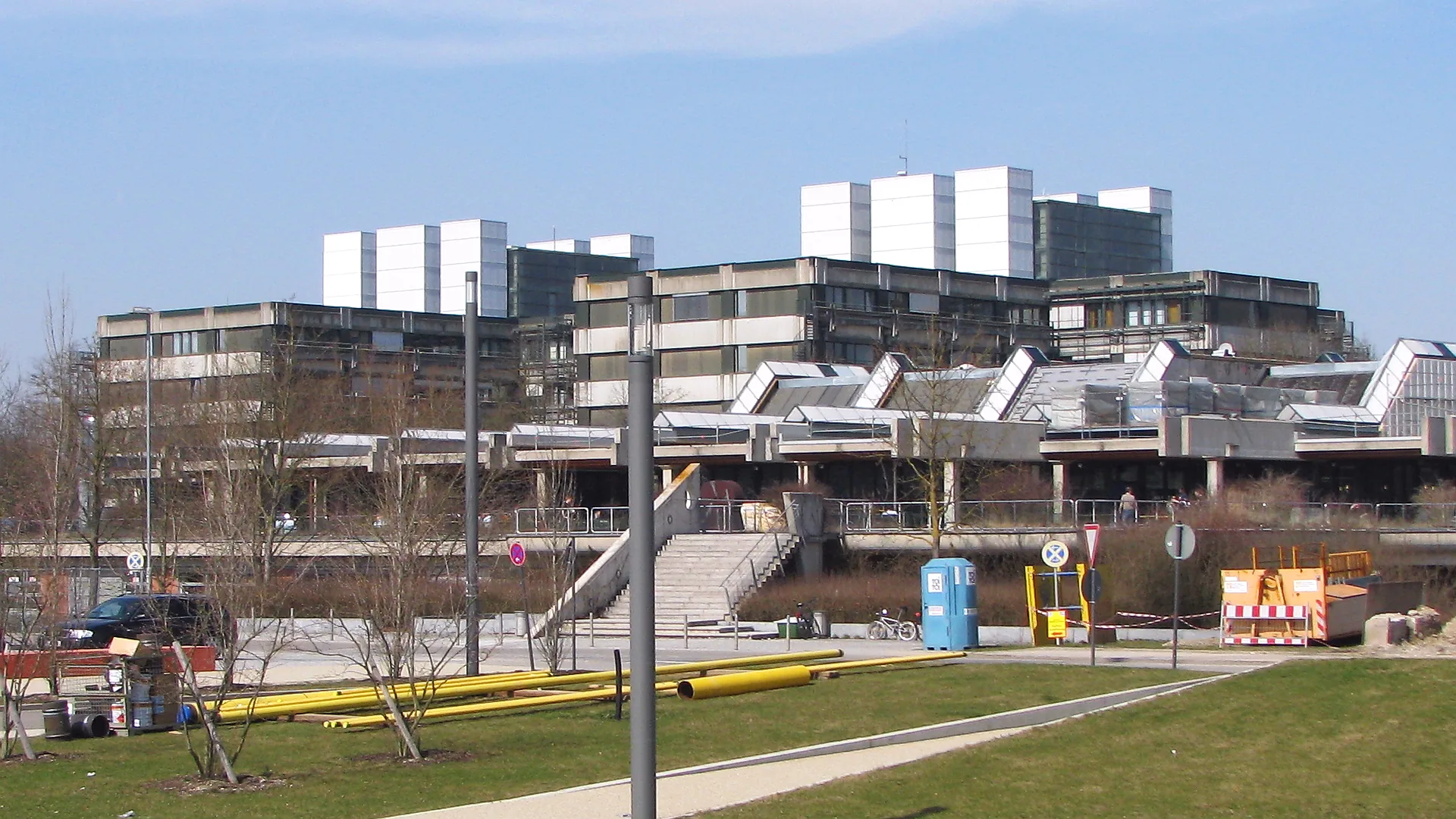 Technical University of Munich kampüs veya München şehir görseli